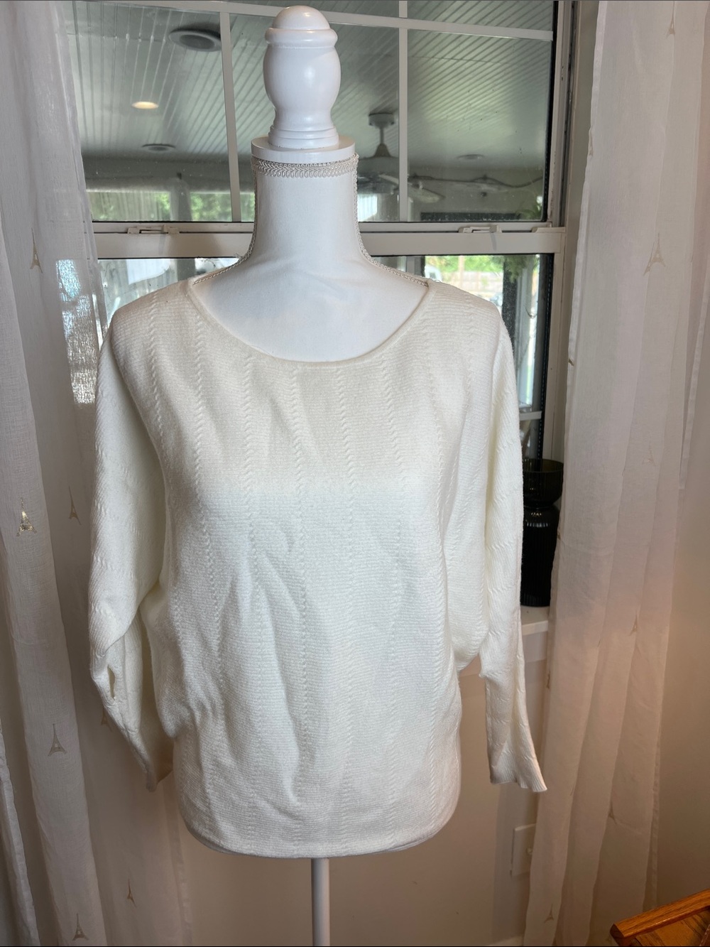 Francesca's Collections Blue Rain Cream Boatneck Knit Sweater size medium.